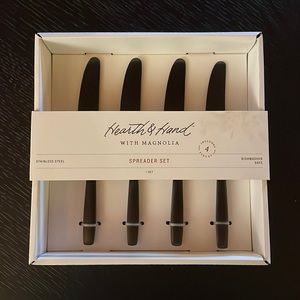 Hearth & Hand with Magnolia Cheese Knife Spreader Set